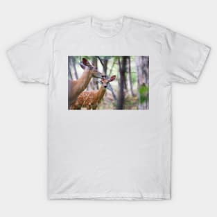 Aw Mom!…my fur's fine - White-tailed deer T-Shirt